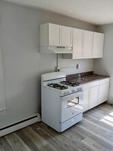 77 Garden St, Unit 3 in Poughkeepsie, NY - Building Photo - Building Photo