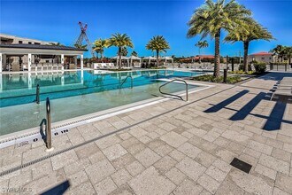 1125 Central Ave in Naples, FL - Building Photo - Building Photo