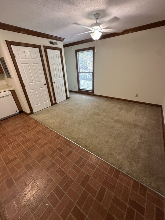 3520 Ivy Commons Dr in Raleigh, NC - Foto de edificio