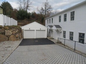 62 Gibson Pl in Yonkers, NY - Building Photo - Building Photo