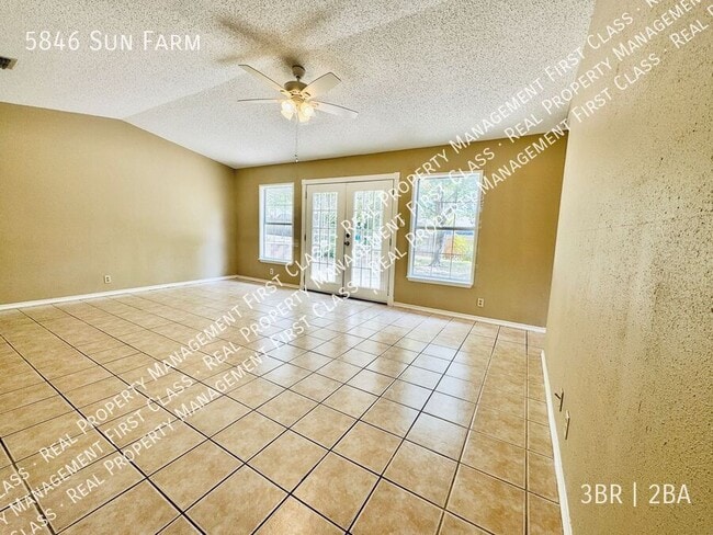 5846 Sun Farm in San Antonio, TX - Building Photo - Building Photo