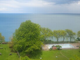 11850 Edgewater Dr, Unit 820 in Cleveland, OH - Building Photo