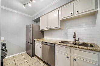 3131 Cummins St in Houston, TX - Building Photo - Building Photo