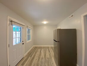 331 Vineyard Park Ct in Winston-Salem, NC - Building Photo - Building Photo