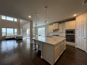 5321 Ponte Tresa Dr in Bee Cave, TX - Building Photo - Building Photo