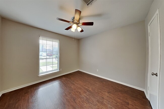 2315 Shadbury Ct