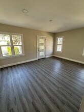 1468 E Chevy Chase Dr, Unit 1468 in Glendale, CA - Building Photo - Building Photo