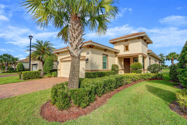 20040 Caserta Wy in Port St. Lucie, FL - Building Photo - Building Photo