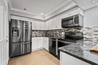 108 N Madeira St photo'