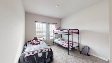 3030 NW Westwood St in Ankeny, IA - Building Photo - Building Photo