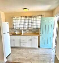 200 St Francis Rd NW in Albuquerque, NM - Building Photo - Building Photo