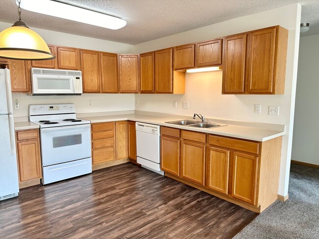 4431 Calico Dr S in Fargo, ND - Building Photo - Building Photo