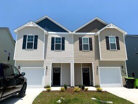 393 Frisco Wy in Holly Ridge, NC - Building Photo