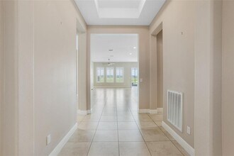 290 Silver Maple Rd in Groveland, FL - Building Photo - Building Photo
