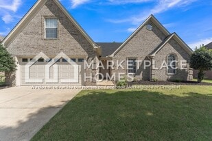 5776 Landau Drive in Southaven, MS - Building Photo