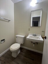 2254-2256 Suzette Ave in Redding, CA - Building Photo - Building Photo