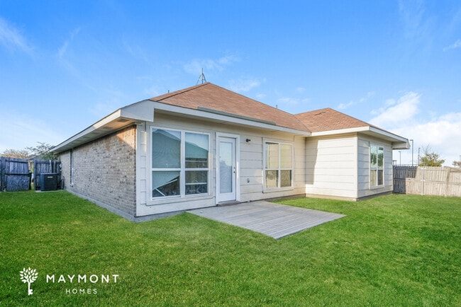 640 Jordan Lane in Waxahachie, TX - Building Photo - Building Photo