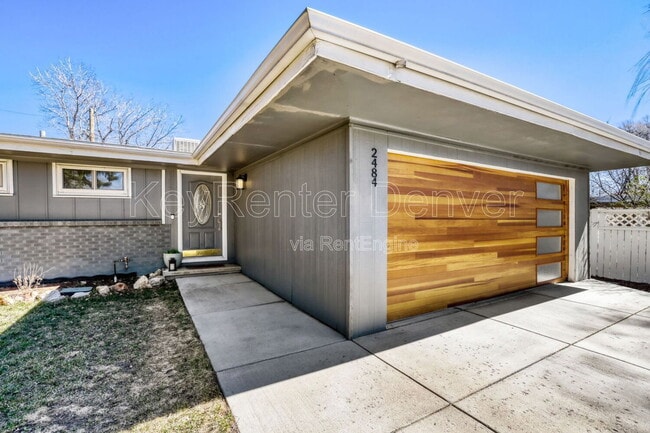 2484 Pierce St in Edgewater, CO - Building Photo - Building Photo