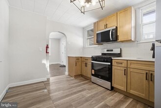 806 Bordentown Rd in Burlington, NJ - Building Photo - Building Photo