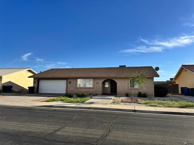 8573 E 25th St in Yuma, AZ - Building Photo - Building Photo