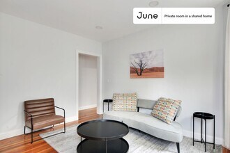 Room in Shared 4 bed/2 bath home in Boston, MA - Building Photo - Building Photo