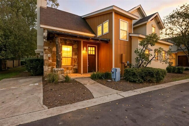 8917 Old Lampasas Trail in Austin, TX - Building Photo - Building Photo