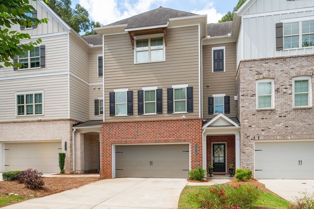 2860 Boone Dr in Kennesaw, GA - Foto de edificio