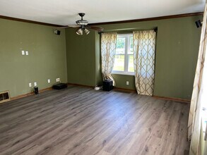 1023 McCarthy Rd, Unit Unit A in Lemont, IL - Foto de edificio - Building Photo