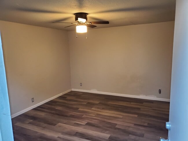 505 Washington Ave, Unit 3 in Sand Springs, OK - Foto de edificio - Building Photo