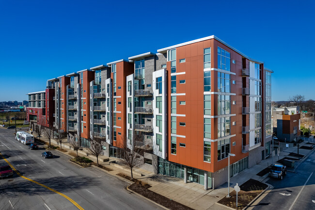 5th & Main Commercial Condos in Nashville, TN - Foto de edificio - Building Photo