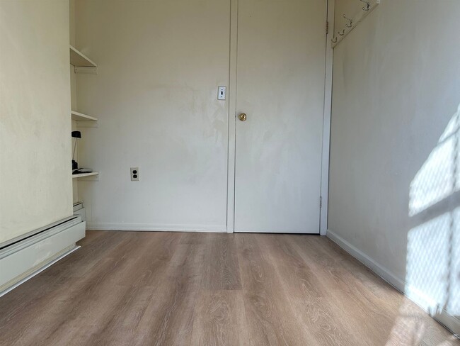 161 Monticello Ave in Jersey City, NJ - Building Photo - Building Photo