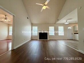 5427 Shirewick Ln in Lithonia, GA - Building Photo - Building Photo