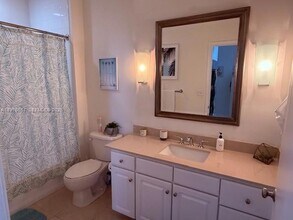 2001 Biscayne Blvd, Unit 2502 in Miami, FL - Foto de edificio - Building Photo