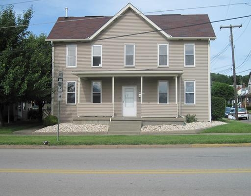 800 Lincoln Ave in Latrobe, PA - Building Photo