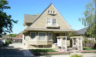 Fourplex Apartments