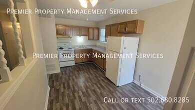 4702 Haney Way in Louisville, KY - Building Photo - Building Photo