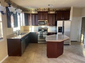 1987 Lugano Trail in Redding, CA - Building Photo - Building Photo
