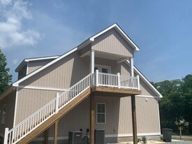 254 Peiffer Ave in Wilmington, NC - Building Photo