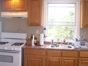 1036 NJ-17 in Tuxedo, NY - Building Photo - Building Photo