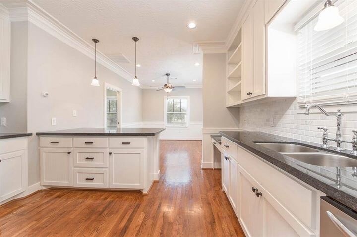 1517 Eastwood St in Houston, TX - Building Photo