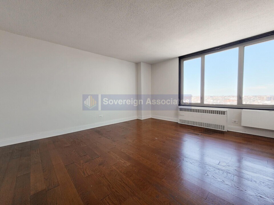 3333 Broadway in New York, NY - Building Photo