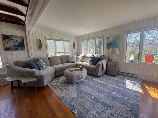 917 Evergreen Walk in Ocean Beach, NY - Building Photo - Building Photo