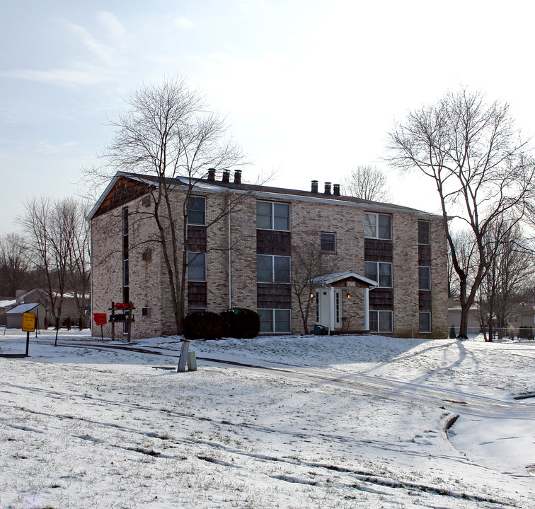 7385 Bonnie Pl in Youngstown, OH - Building Photo