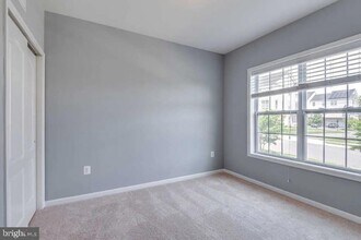 43217 Whelplehill Terrace in Ashburn, VA - Building Photo - Building Photo