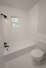 805 NW 12th Ave in Fort Lauderdale, FL - Building Photo - Building Photo