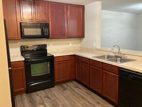 152 Bertram Dr in Yorkville, IL - Building Photo - Building Photo