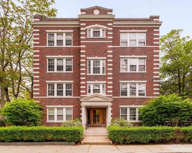property at 9 Ellery St