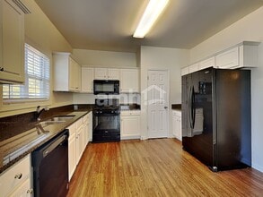 750 Brooks Rd in Dallas, GA - Building Photo - Building Photo