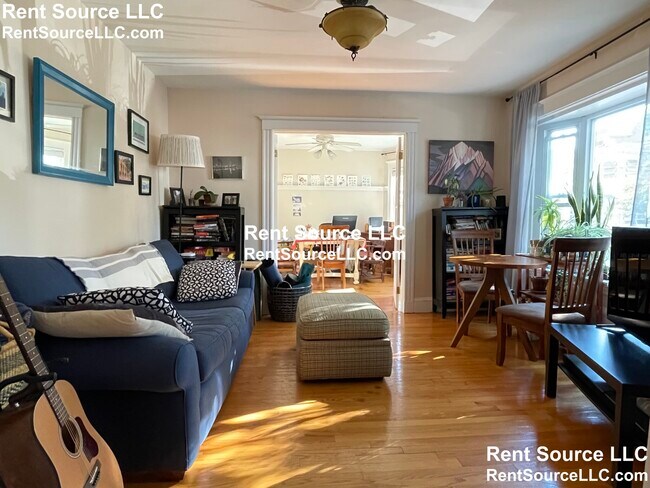34 Parkdale St in Somerville, MA - Building Photo - Building Photo