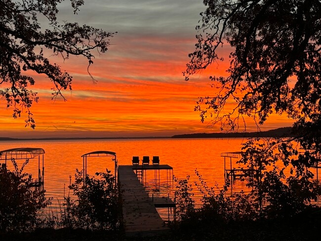 property at 2225 Middleton Beach Rd